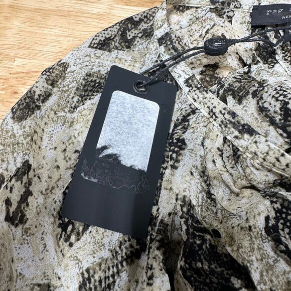 Rag & Bone NWT Yuni Snake Print Blouse Light Green Size XXS Sheer Long Sleeve - Picture 9 of 12